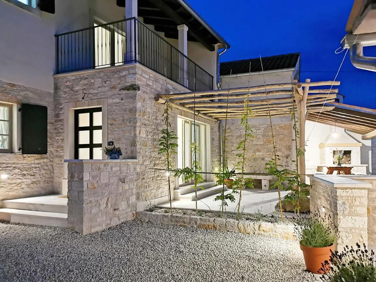 Casa Nuoneti By Rent Istria Villa Žminj Semesterbostad