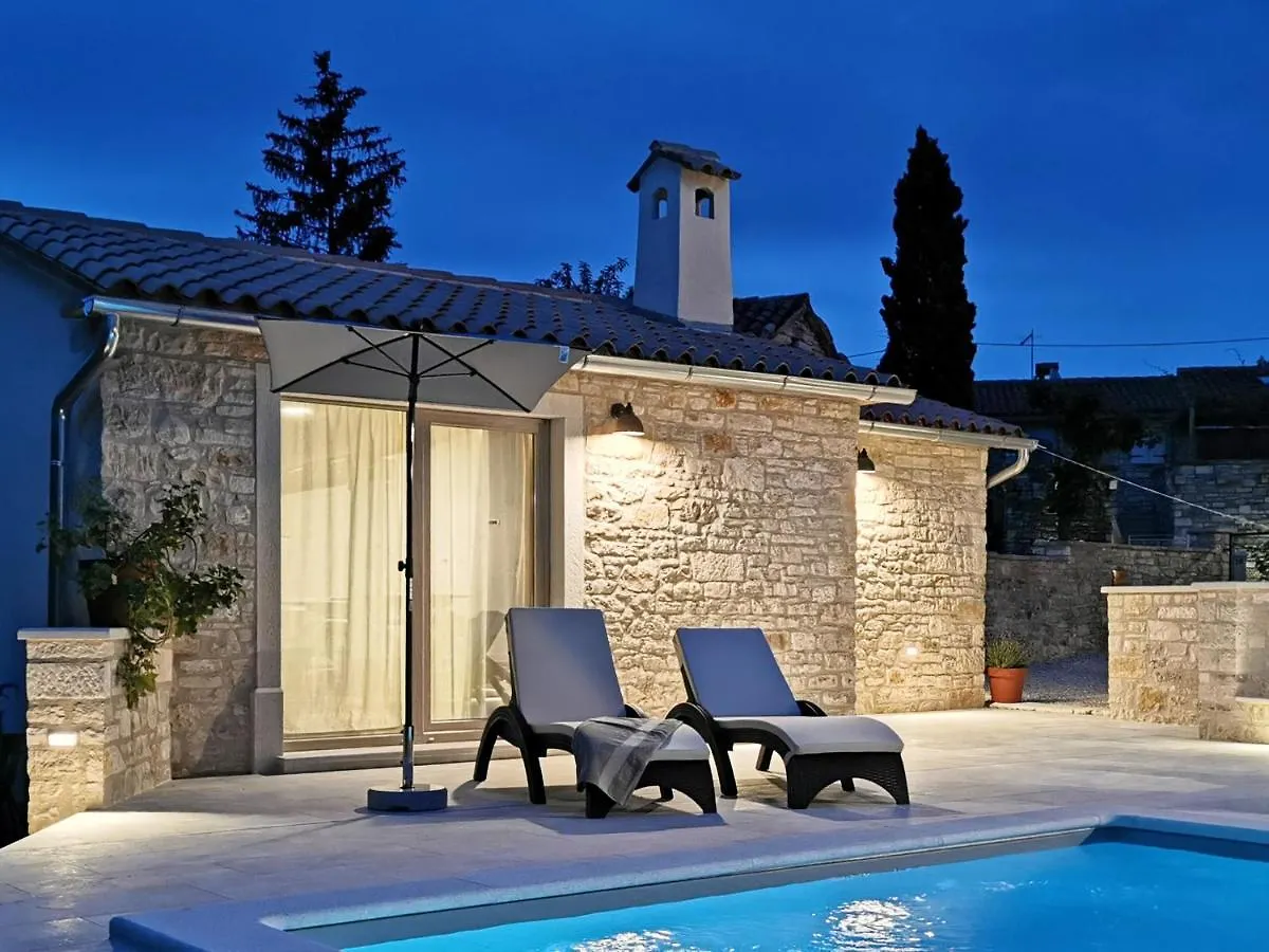 Tatil Evi Casa Nuoneti By Rent Istria Villa Žminj