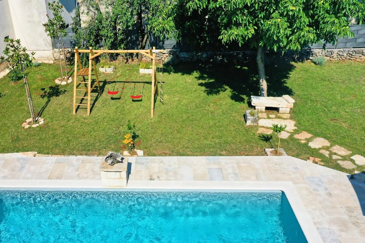 Casa Nuoneti By Rent Istria Villa Žminj Kroatien